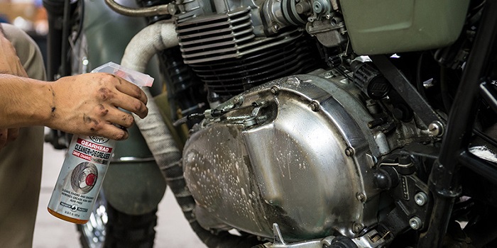 10 golden rules to clean your favorite motorbike