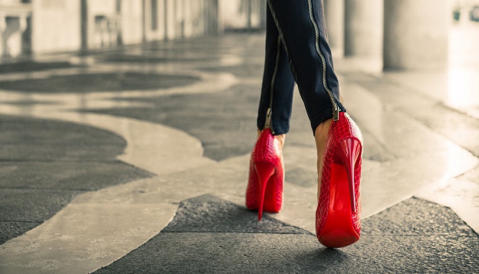 How to walking heels | 7 Amazing tips for learning to walk in high heels