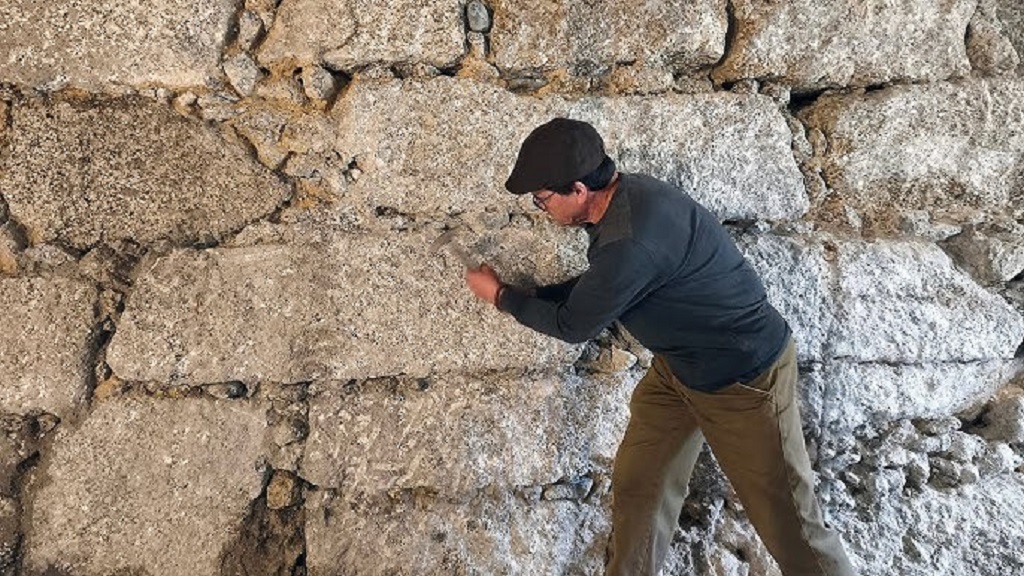 What removes tough stains from granite