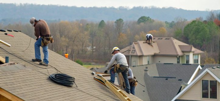 Wondering how Cullman, AL roofing contractors price your project? Learn the key factors behind accurate local roof replacement estimates and material costs.
